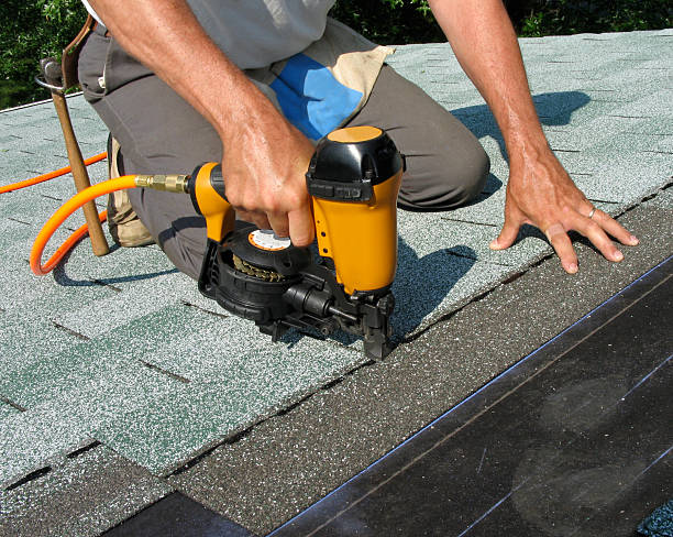 Best Metal Roofing Contractor  in Crosspointe, VA